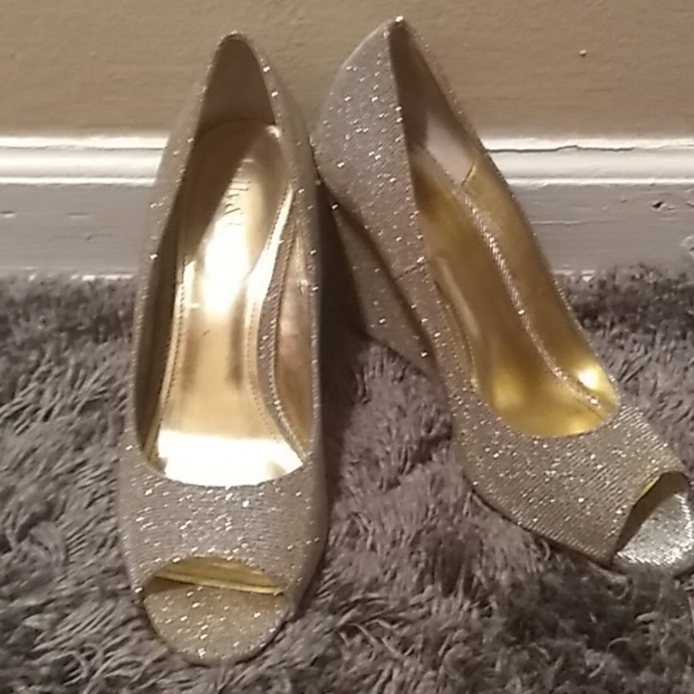 Glitter wedges